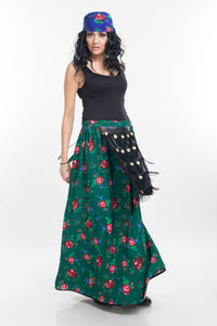 Skirt with floral motifs